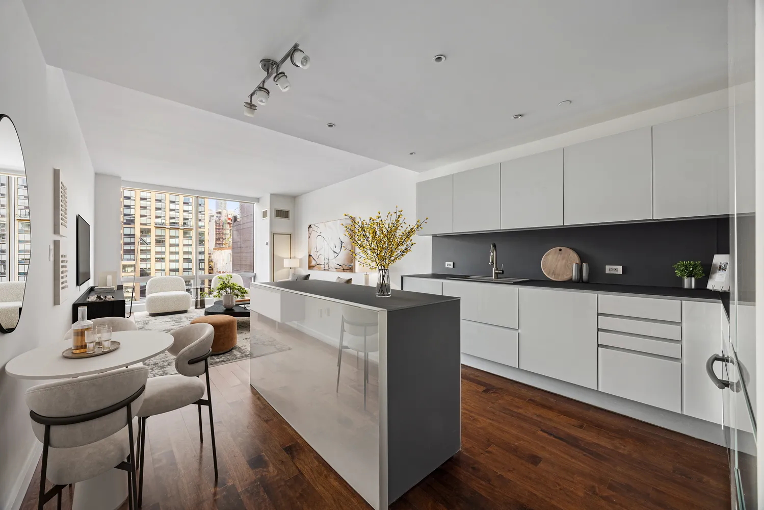 $1,595,000 | 166 West 18th Street, Unit 7D | Chelsea
