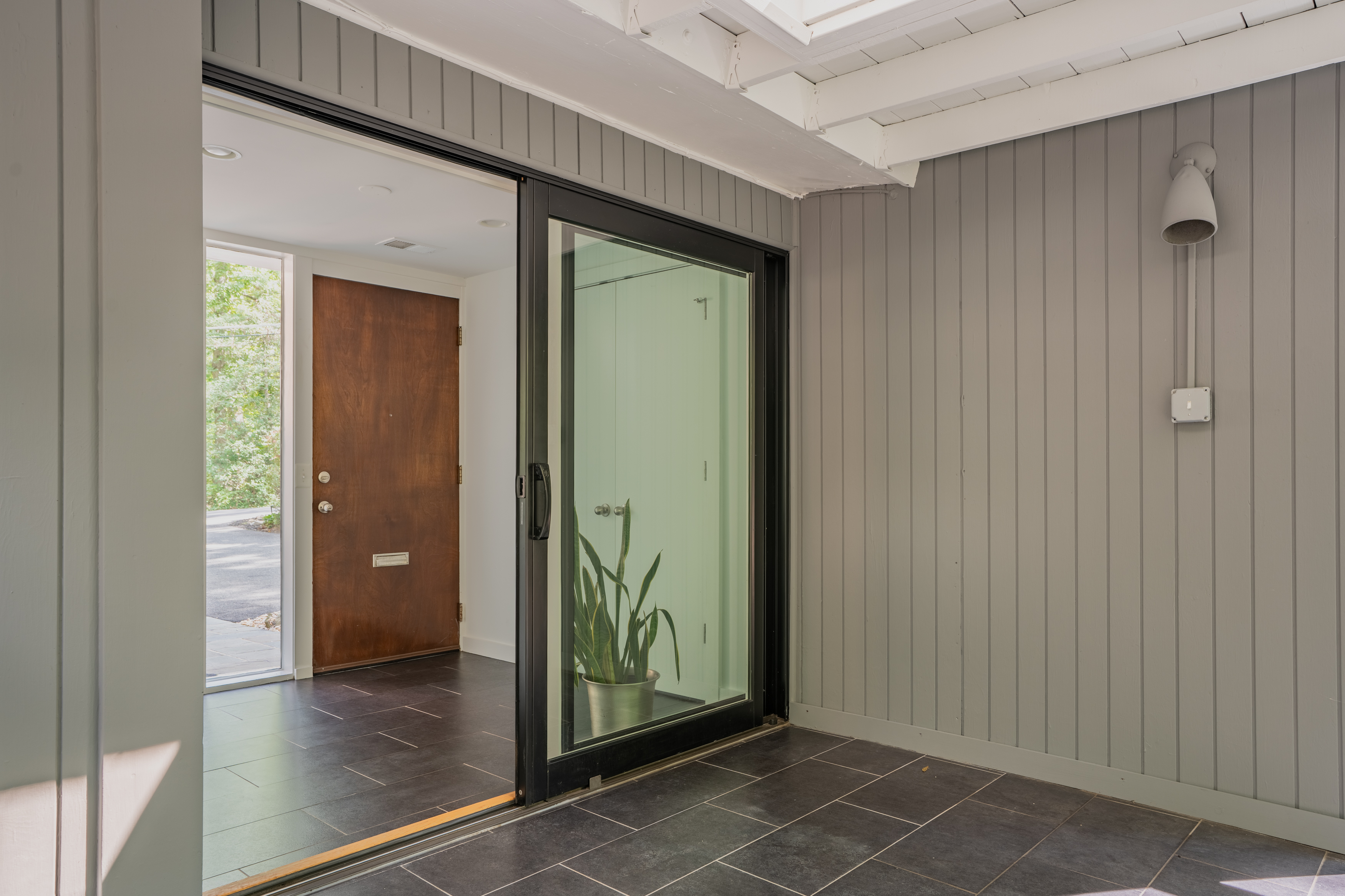 7216 Stafford Road Alexandria, VA 22307 - Photo 11 of 54 Gallery Image 11