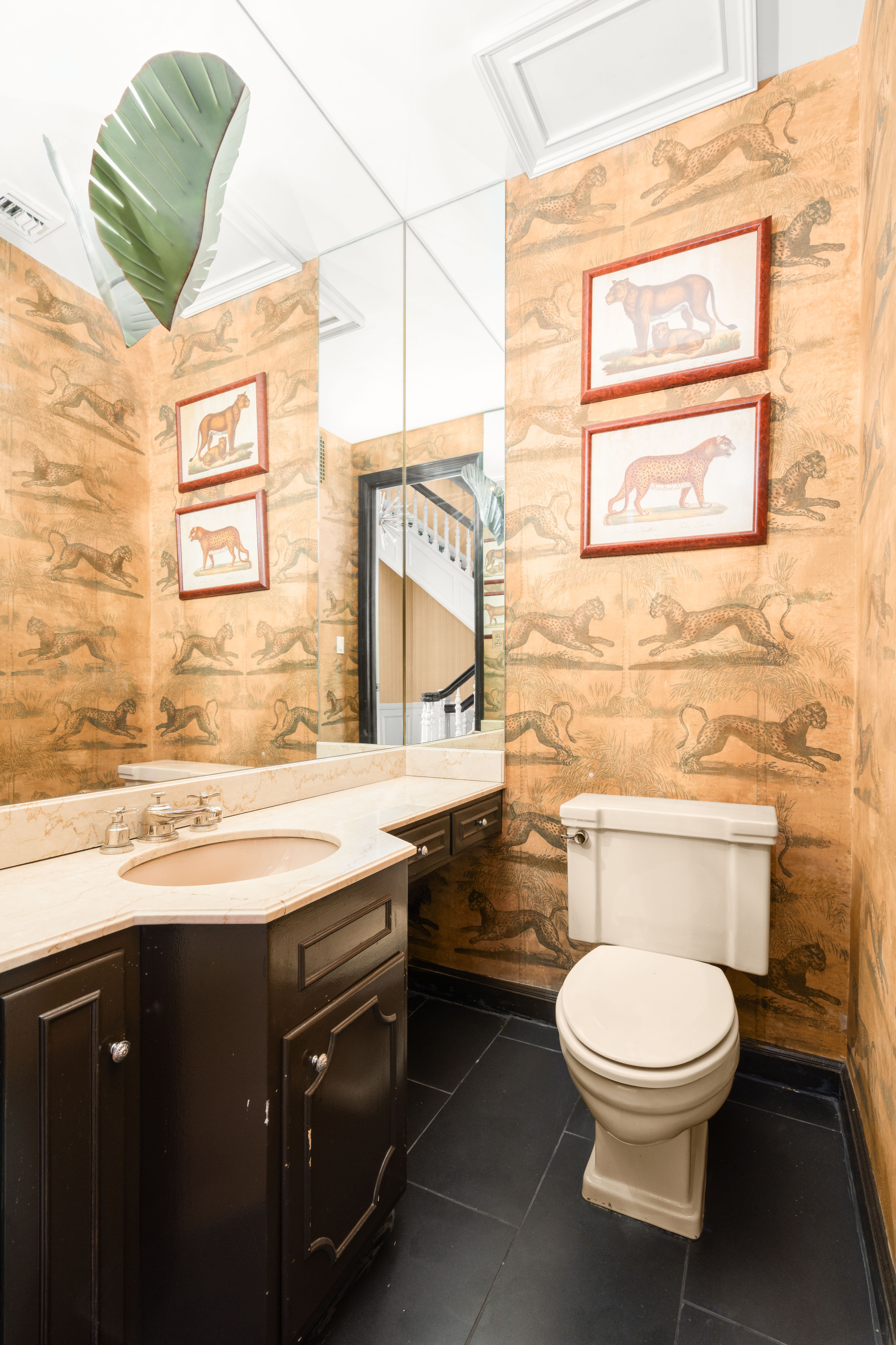159 East 71st Street Manhattan, NY 10021 - Photo 10 of 20 Gallery Image 10
