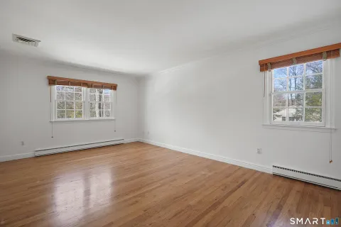 $895,000 | 39 McIntosh Road, Stamford, CT 06903