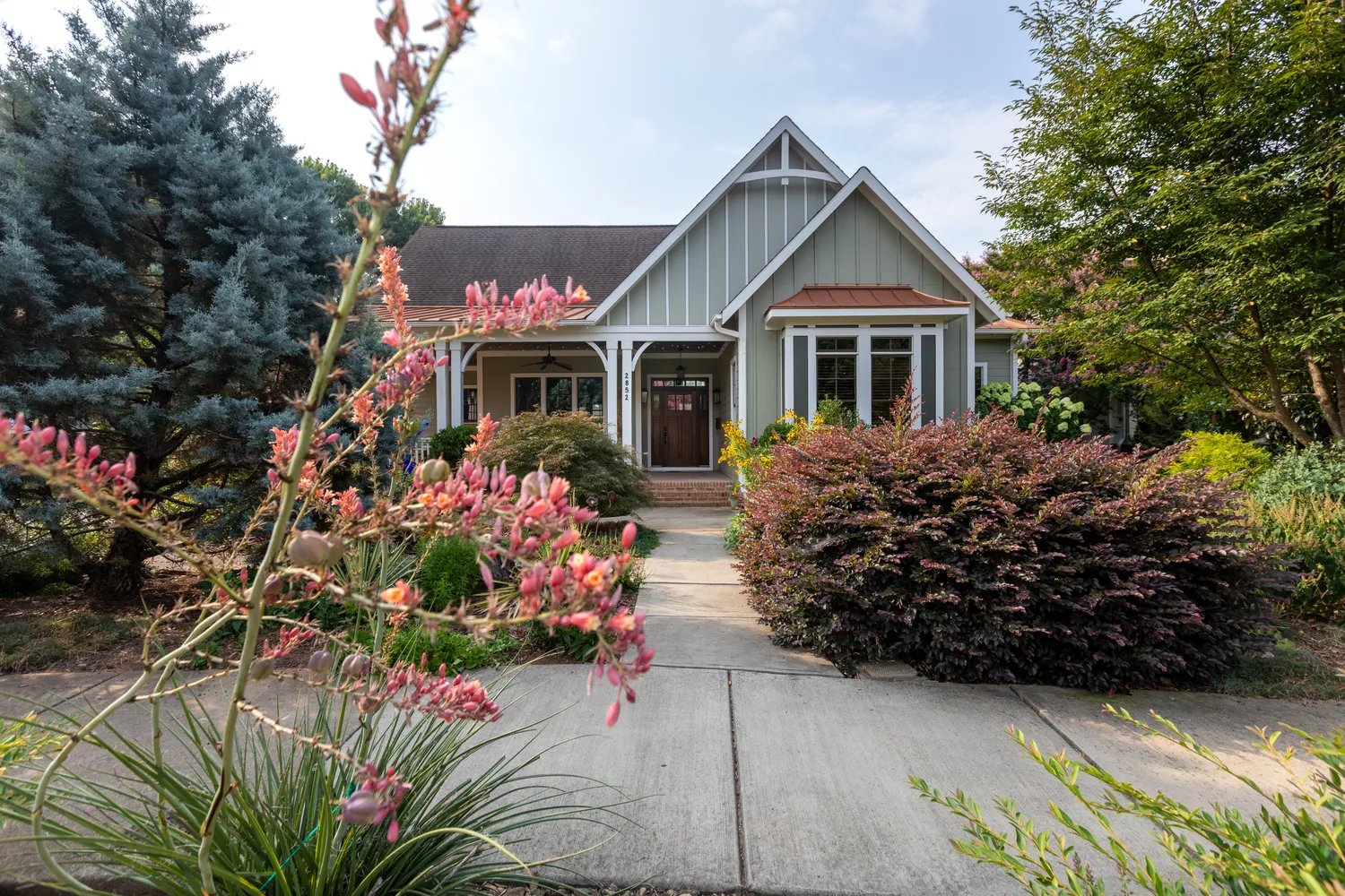 $1,595,000 | 2852 Attaberry Drive, Charlotte, NC 28205