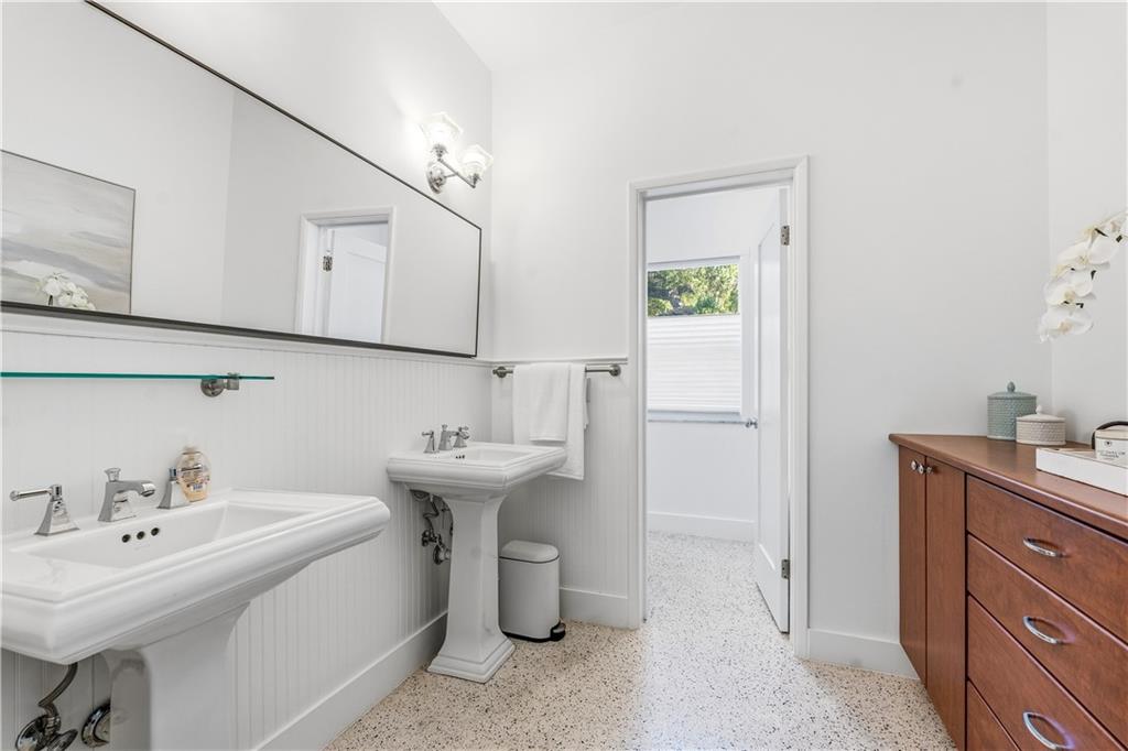 505 Fiddlewood Road Vero Beach, FL 32963 - Photo 32 of 36