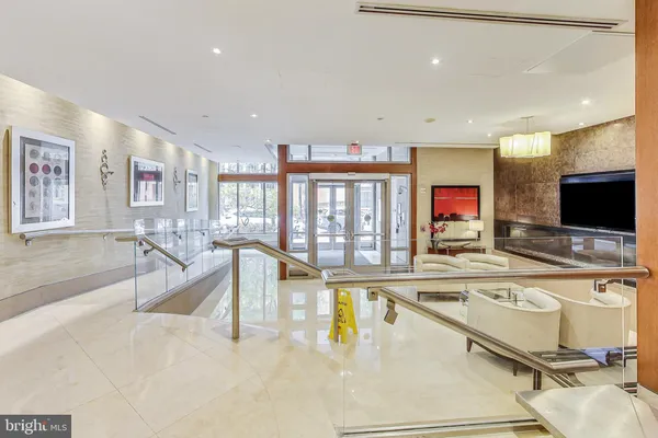 $579,000 | 811 4th Street Northwest, Unit 112, Washington, DC 20001