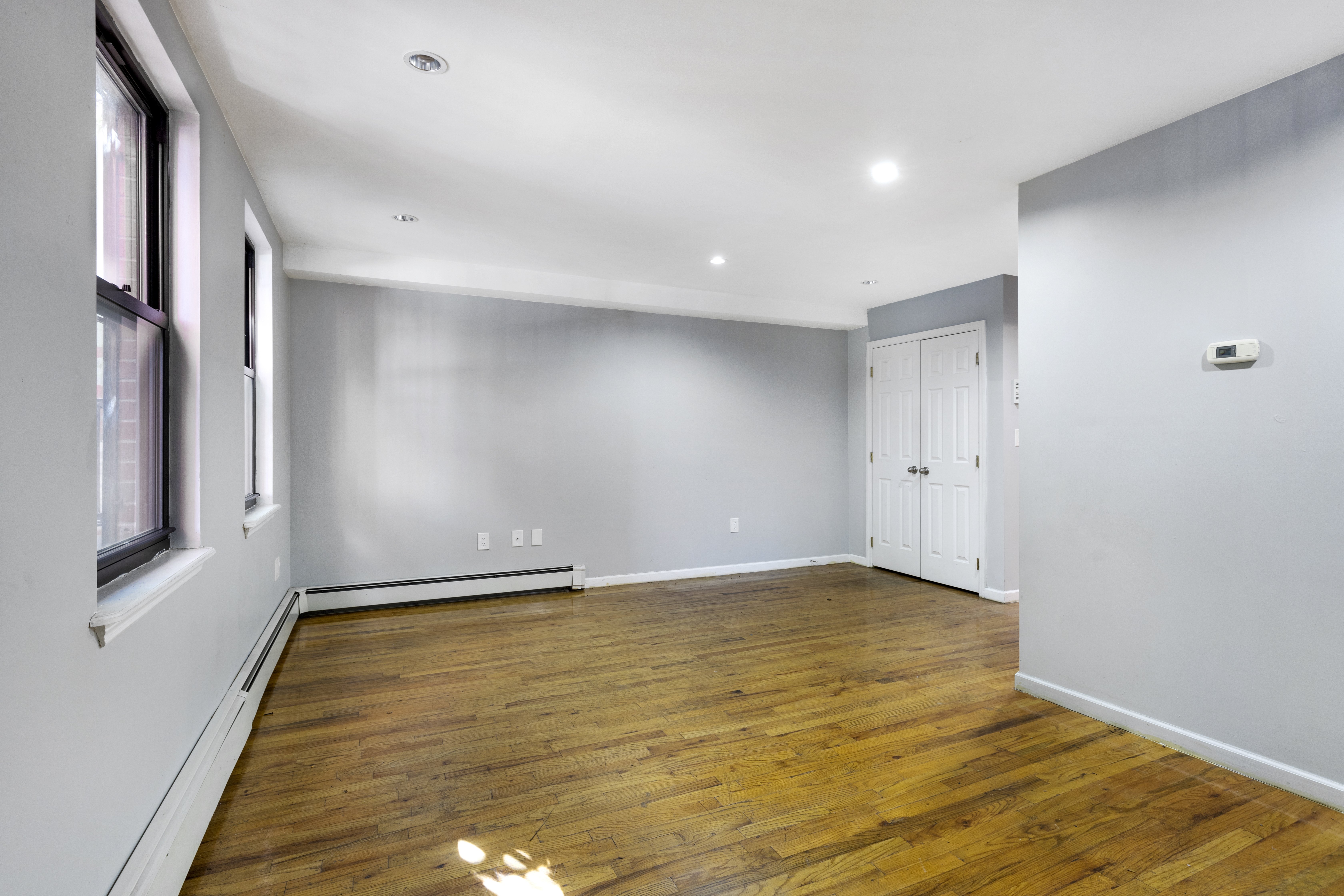 75 Van Buren Street Brooklyn, NY 11221 - Photo 2 of 23