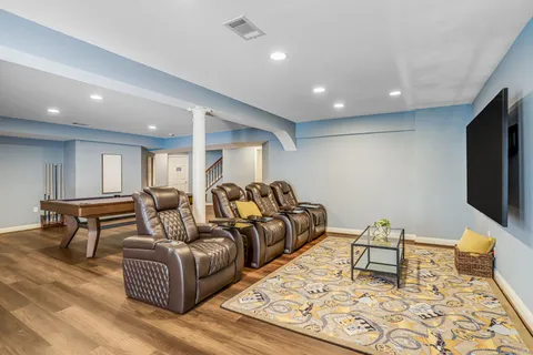 $1,275,000 | 15816 Thistlebridge Drive, Rockville, MD 20853