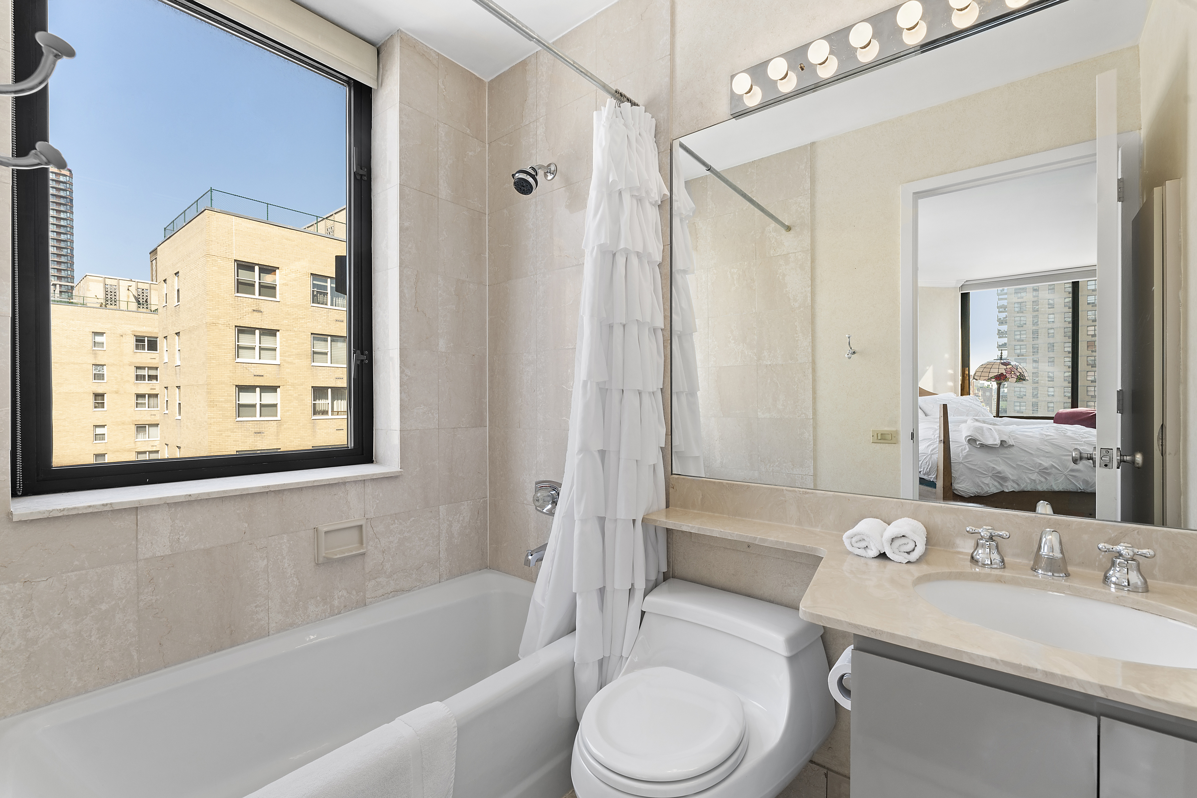 330 East 75th Street, Unit 17A Manhattan, NY 10021 - Photo 11 of 15