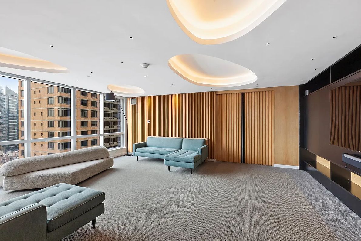 The Skyline Team, Real Estate Agents Compass