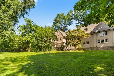 $2,649,000 | 103 Rose Lane, Haverford, PA 19041