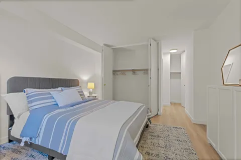 $949,000 | 400 East 54th Street, Unit 8A | Sutton Place