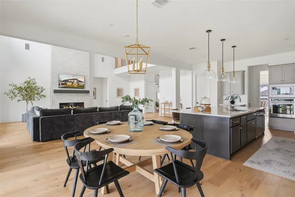 $1,375,000 | 5009 Forenza Trace, Leander, TX 78641