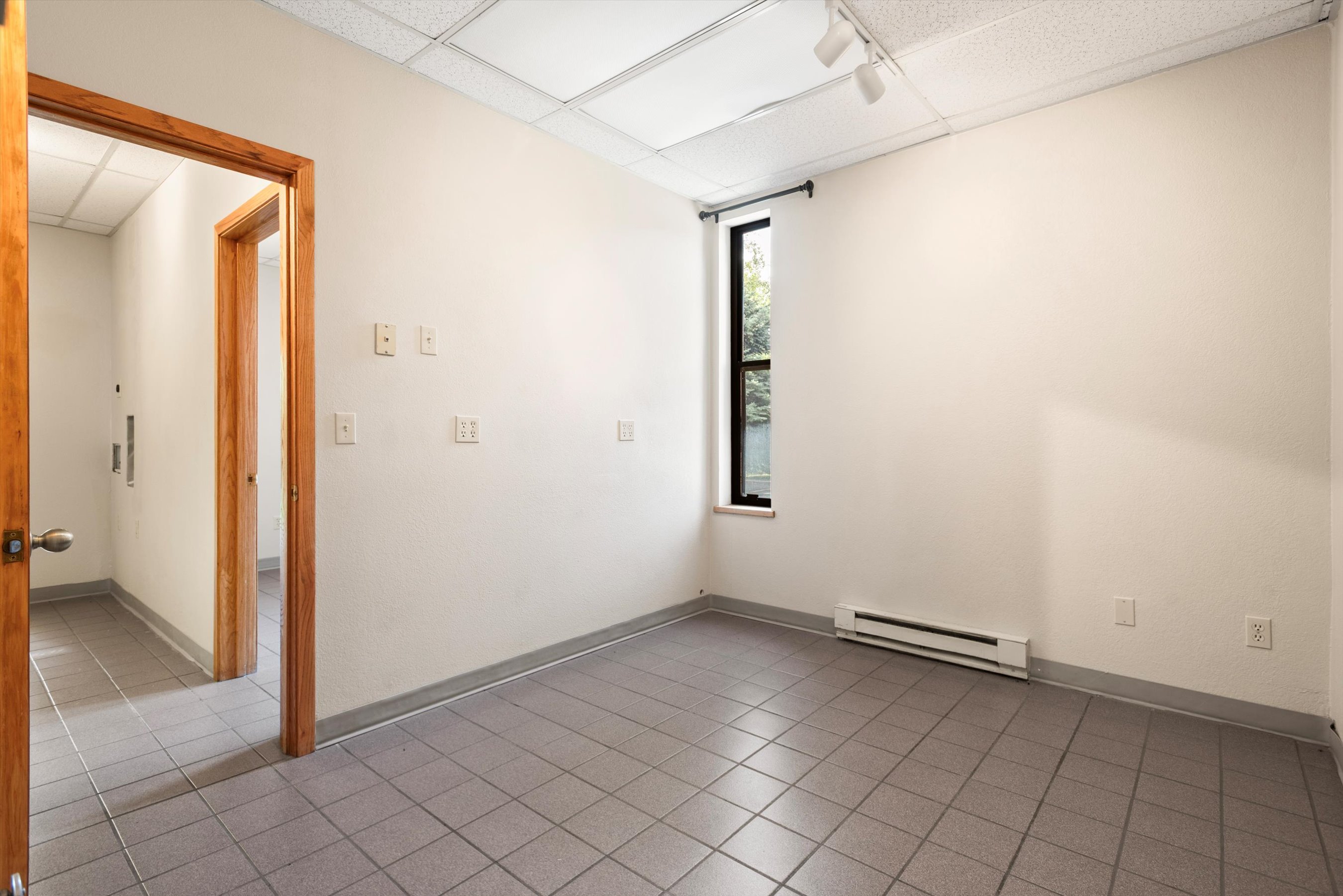 23286 Two Rivers Road, Unit 23 Basalt, CO 81621 - Photo 11 of 14 an empty room with windows