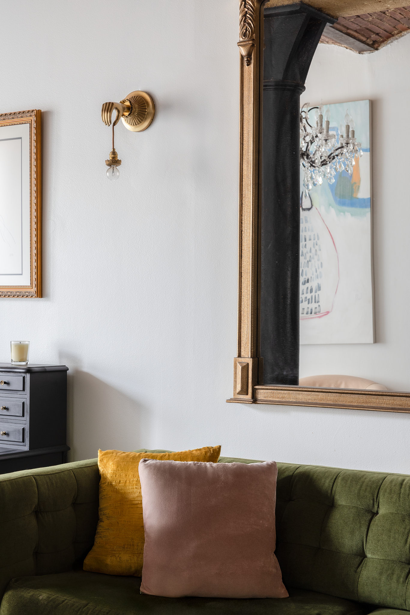 9 Barrow Street, Unit 3H Manhattan, NY 10014 - Photo 3 of 9 a living room with a couch and a window