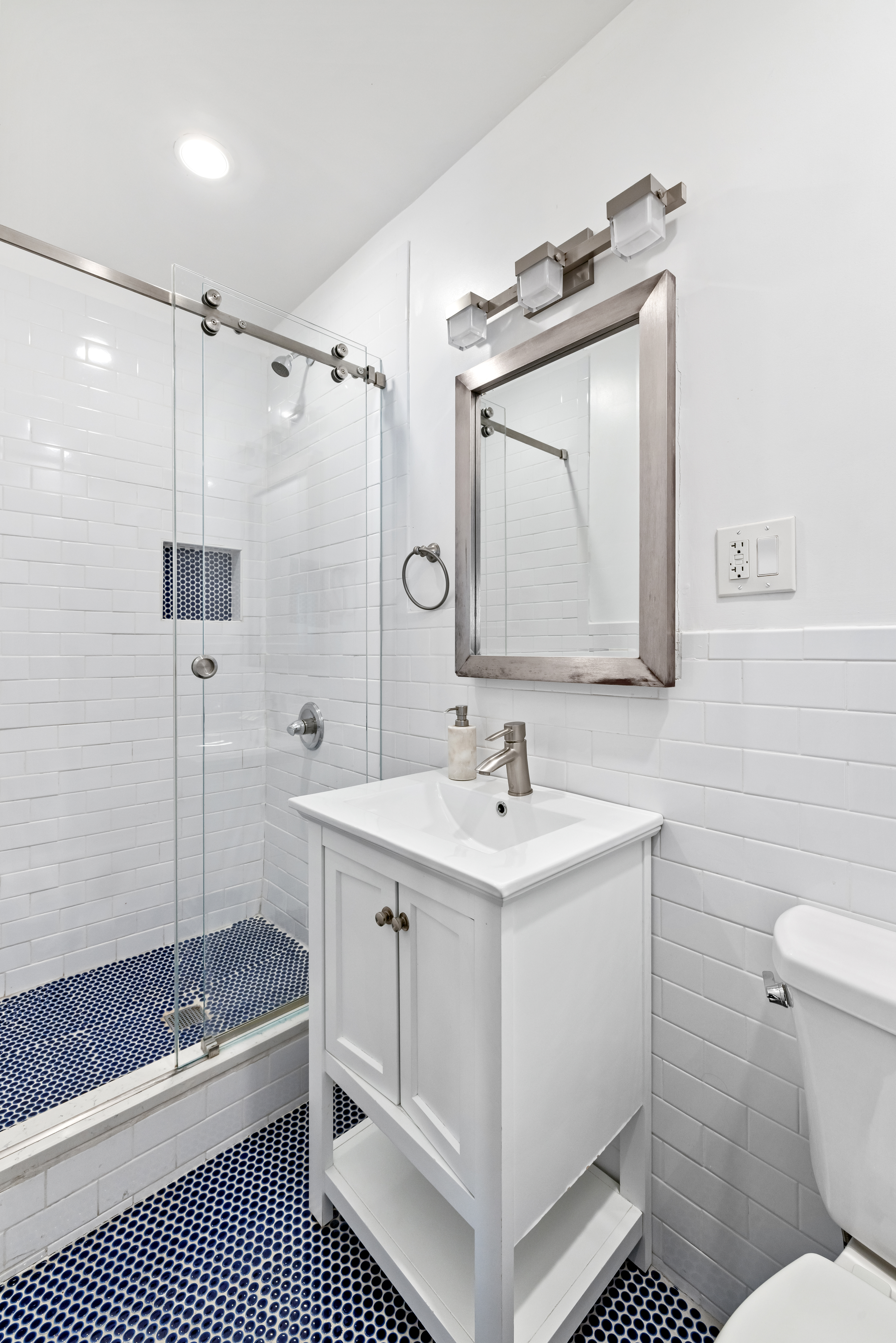 484 Argyle Road, Unit 1 Brooklyn, NY 11218 - Photo 9 of 12