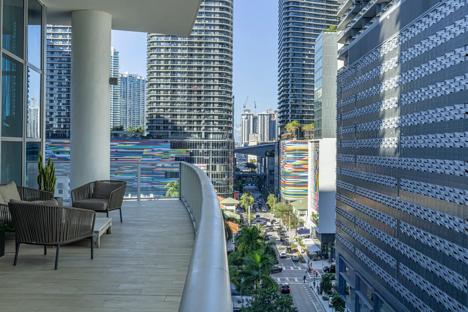 $880,000 | 1100 South Miami Avenue, Unit 4203, Miami, FL 33130