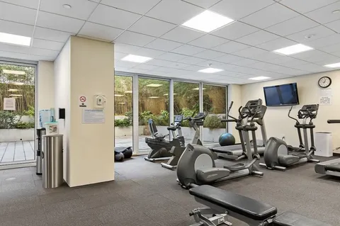 $2,195,000 | 462 West 58th Street, Unit 5A | Hell's Kitchen