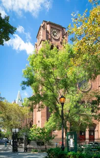 $975,000 | 200 East 16th Street, Unit 16L | Gramercy