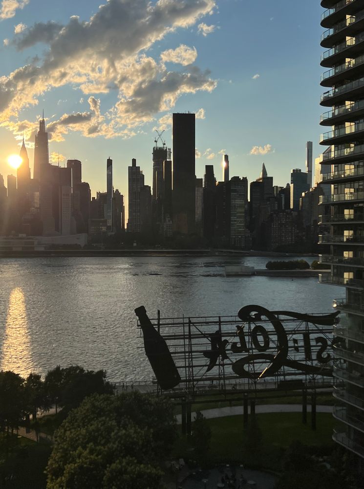 46-30 Center Boulevard, Unit 1102 Queens, NY 11109 - Photo 12 of 26 a view of a lake