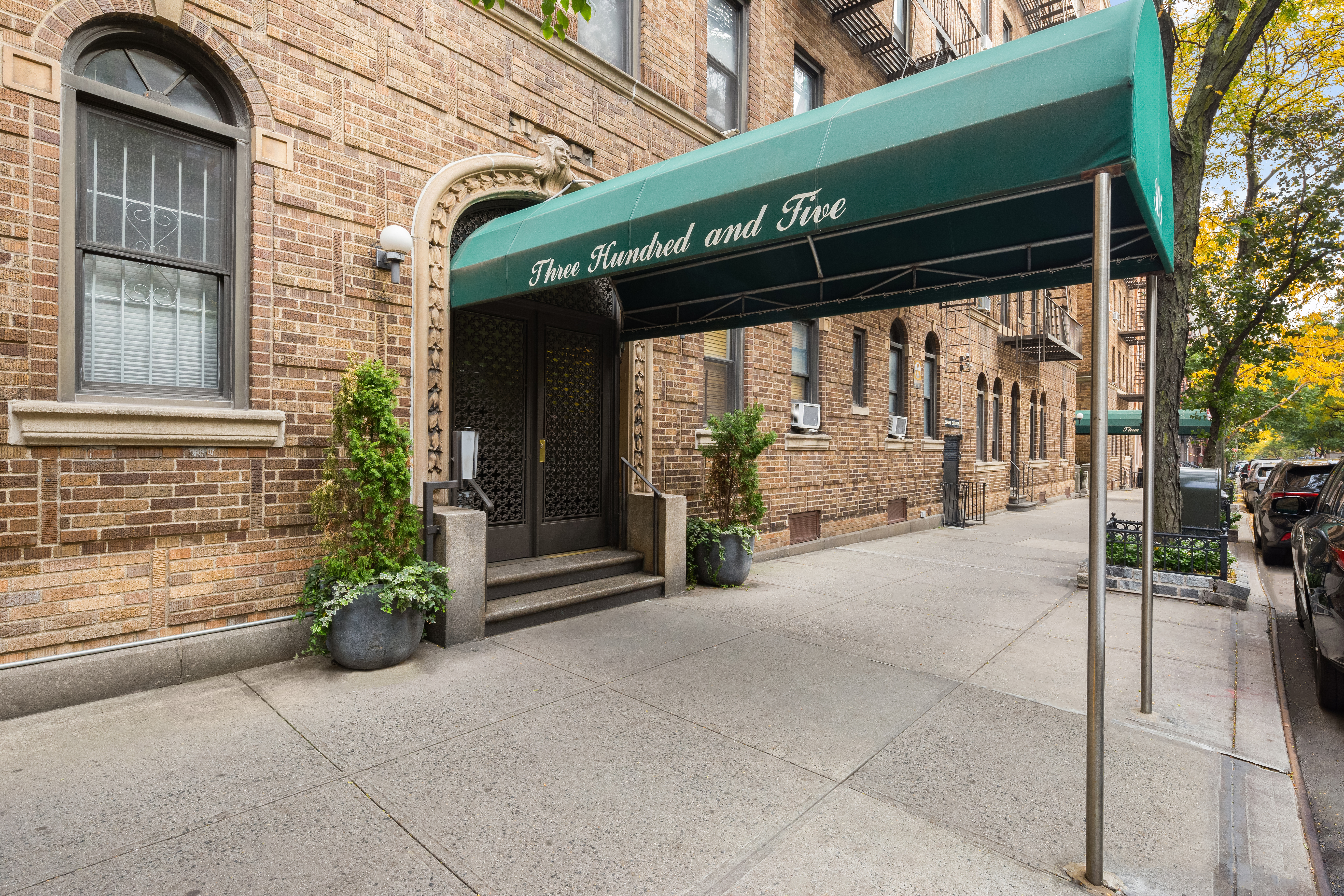 305 East 88th Street, Unit 5G Manhattan, NY 10128 - Photo 11 of 14 a view of a house with outdoor space