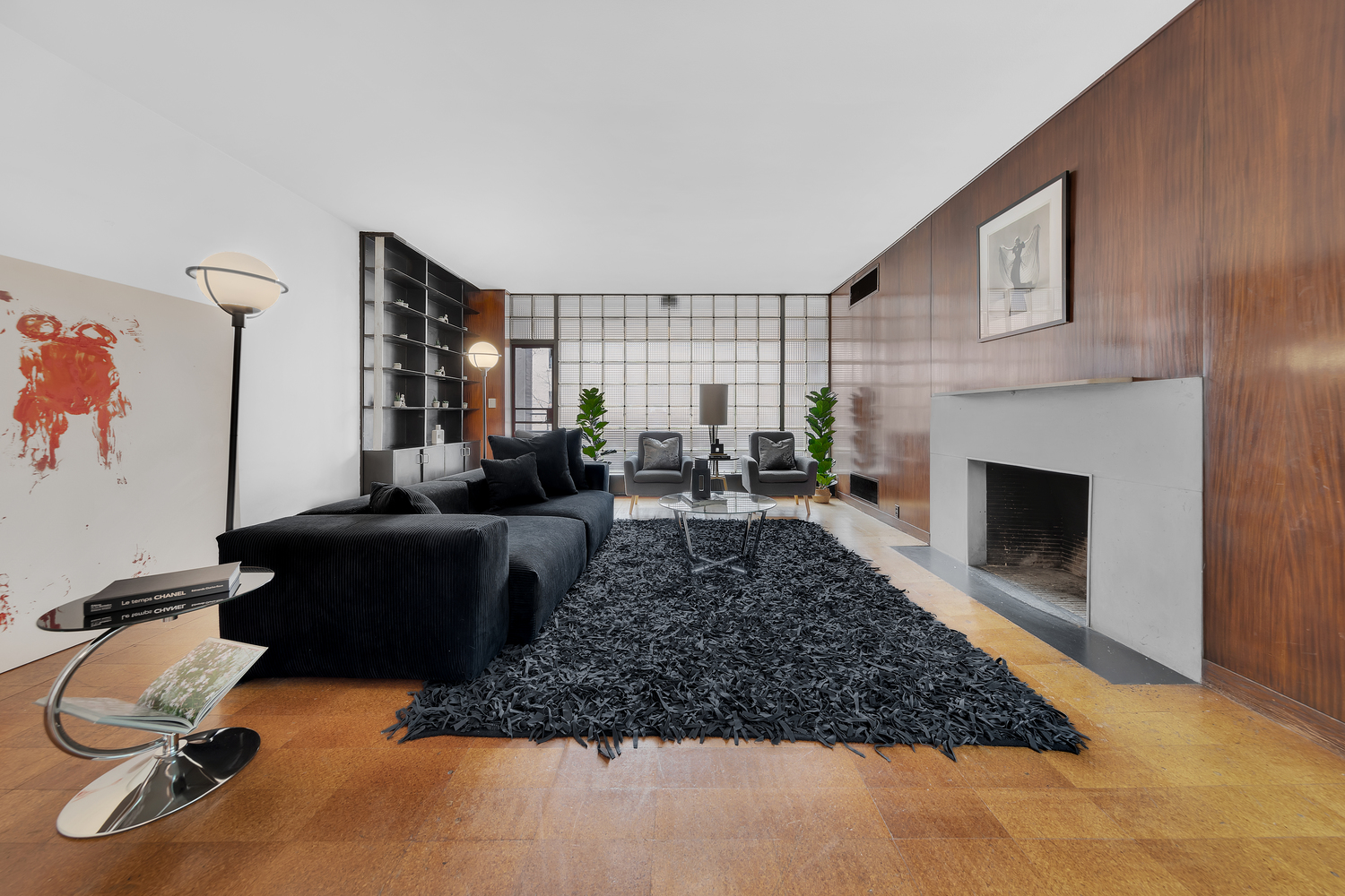 219 East 49th Street Manhattan, NY 10017 - Photo 1 of 20