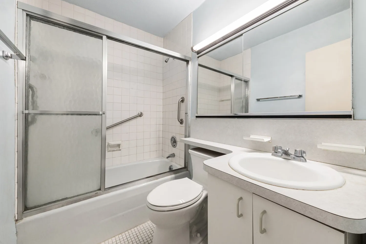 $615,000 | 70-31 108th Street, Unit 14H | Forest Hills