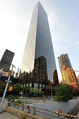 845 United Nations Plaza, Unit 56E Manhattan, NY 10017 - Photo 27 of 28