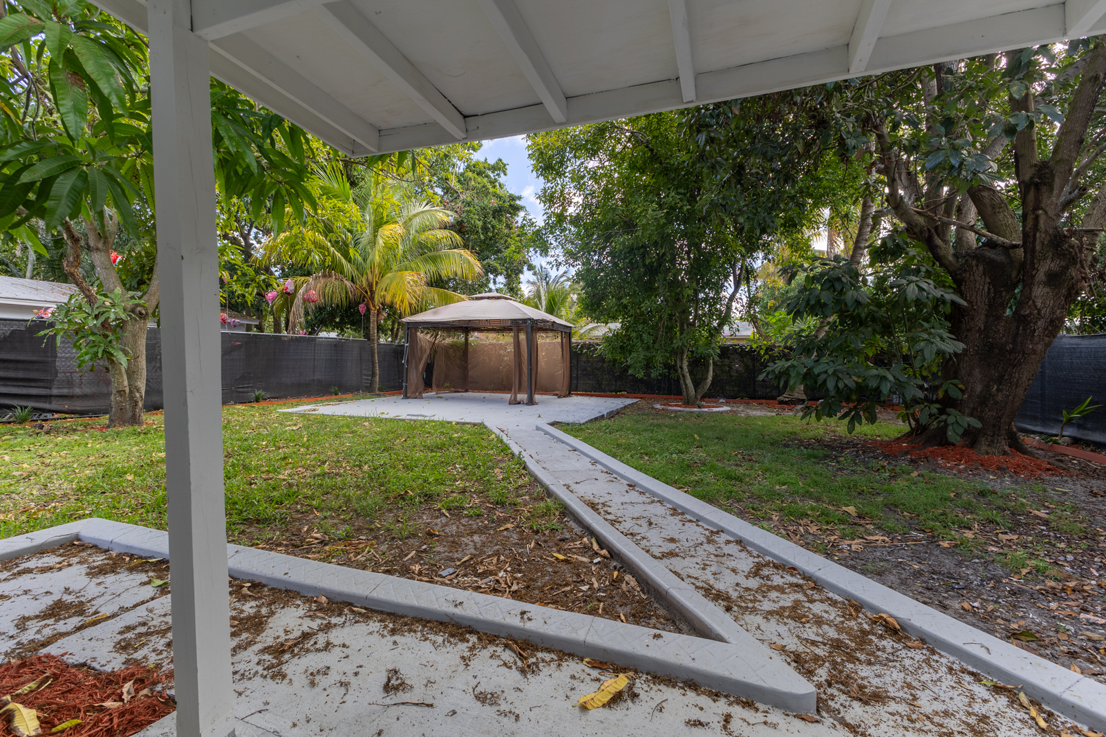 866 Northwest 108th Street Miami, FL 33168 - Photo 28 of 32