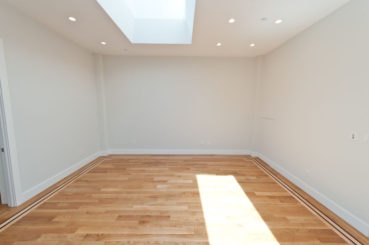 12-21 Astoria Boulevard, Unit 3F Queens, NY 11102 - Photo 4 of 11