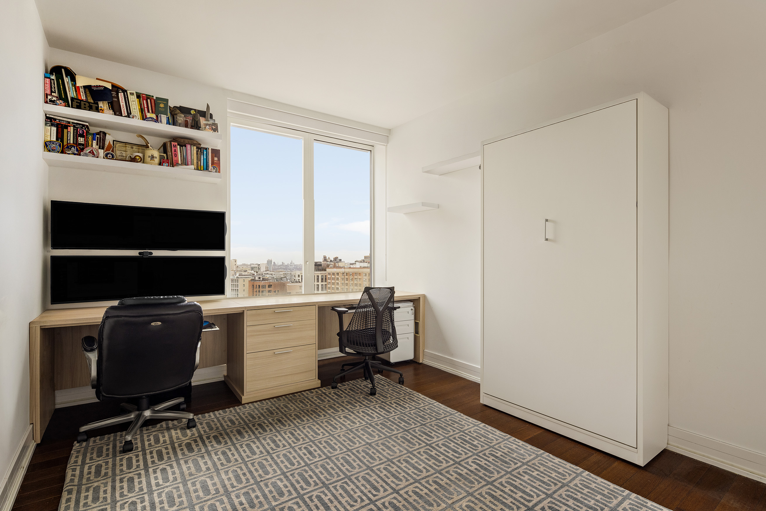 5 Franklin Place, Unit 14A Manhattan, NY 10013 - Photo 9 of 23 a room with a workspace