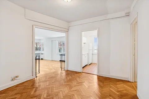 $489,000 | 200 Cabrini Boulevard, Unit 10 | Hudson Heights