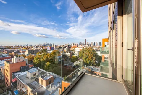 $4,332 | 202 8th Street, Unit 8B | Gowanus