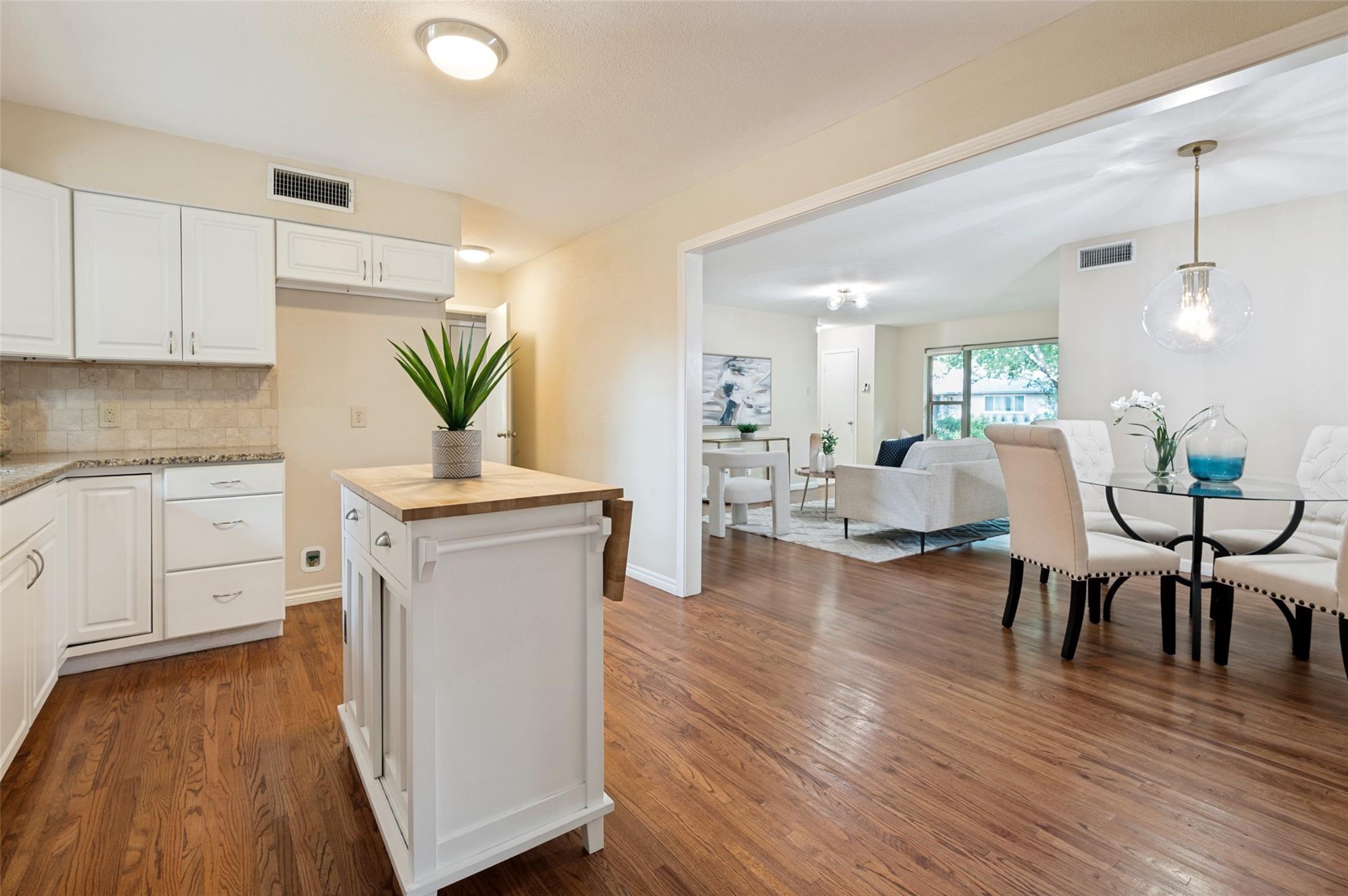 8030 Hunnicut Road Dallas, TX 75228 - Photo 13 of 30 Gallery Image 13