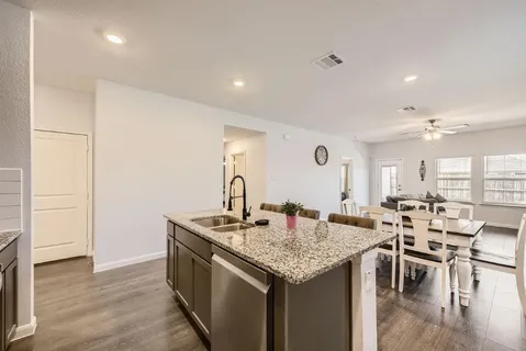 $299,900 | 706 Spur Ridge, Princeton, TX 75407