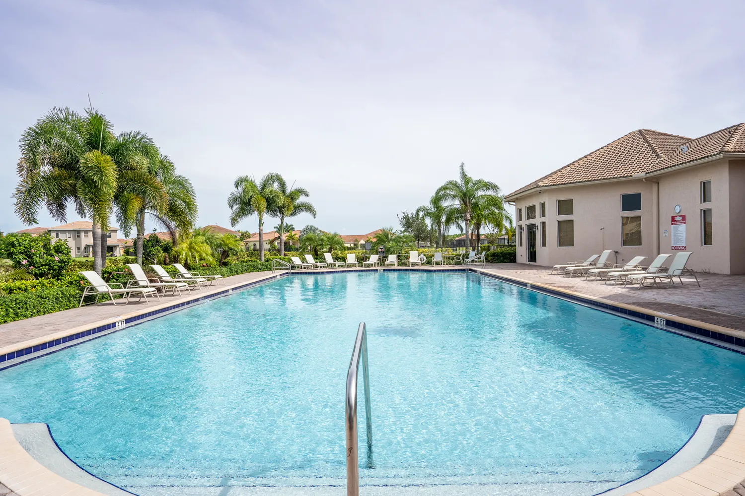 $525,000 | 1830 Berkshire Circle Southwest, Vero Beach, FL 32968