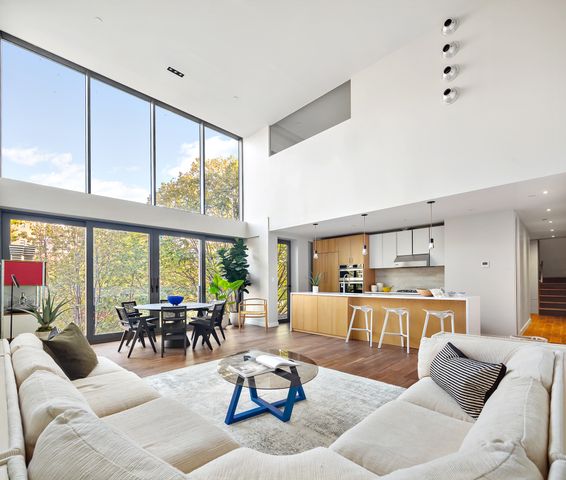 $2,825,000 | 480 Degraw Street, Unit 3D | Carroll Gardens
