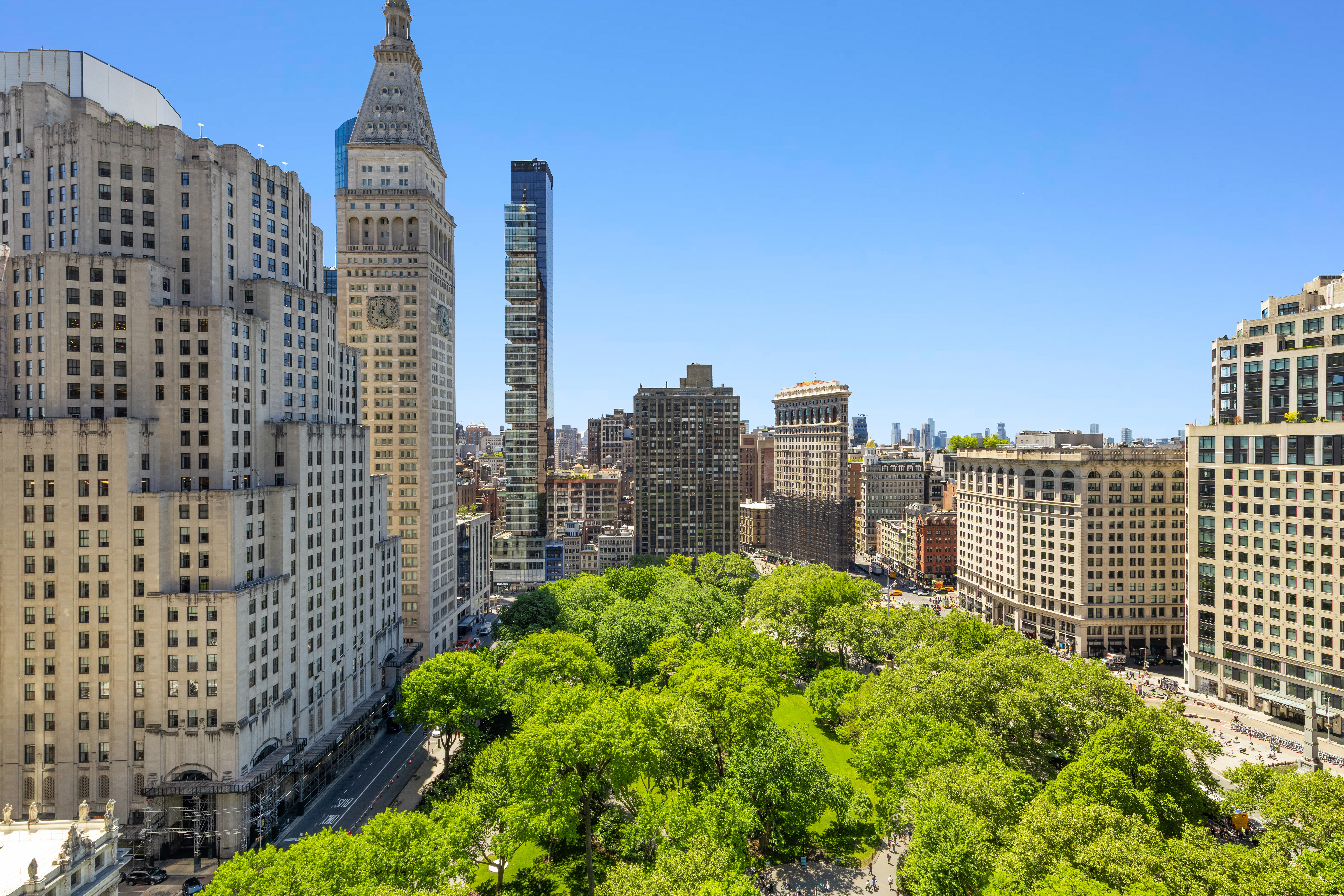 15 East 26th Street, Unit 16BC Manhattan, NY 10010 - Photo 21 of 27 a view of a city with tall buildings