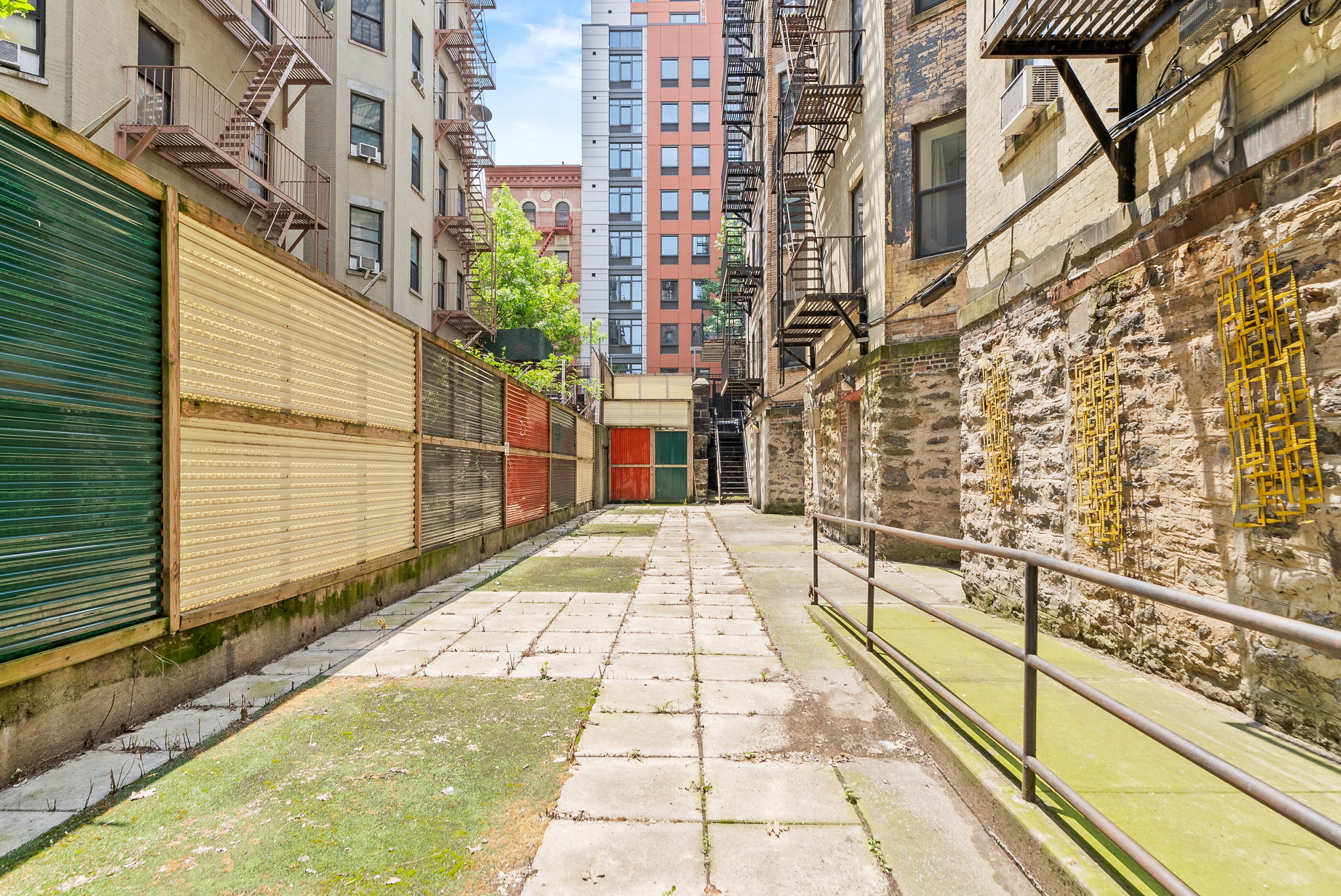 305 West 150th Street, Unit 511 Manhattan, NY 10039 - Photo 14 of 17 a view of a balcony