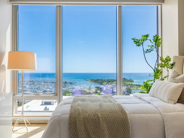$3,495,000 | 1555 Kapiolani Boulevard, Unit 2002, Honolulu, HI 96814