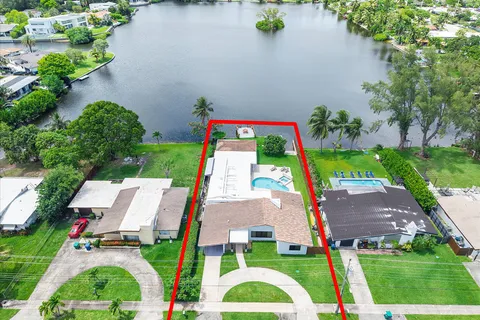 $2,295,000 | 2531 Northeast 195th Street, Miami, FL 33180