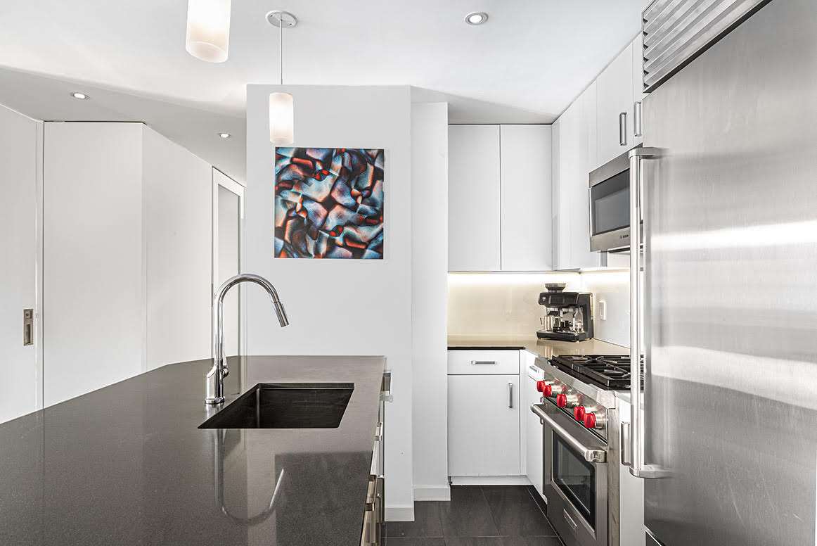 445 West 54th Street, Unit 5B Manhattan, NY 10019 - Photo 4 of 11