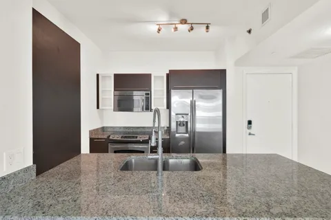 $375,000 | 950 Brickell Bay Drive, Unit 802, Miami, FL 33131