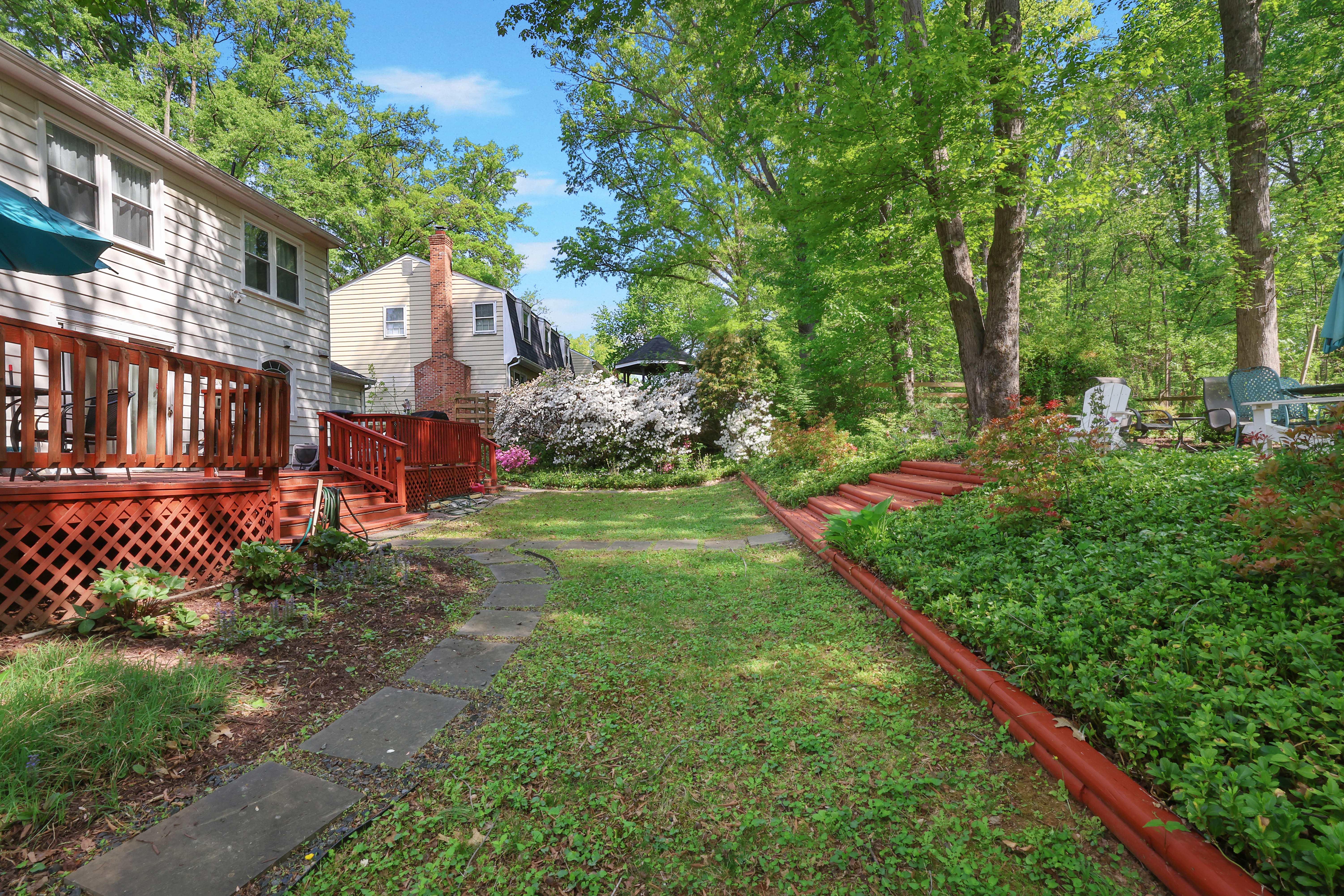 1332 Winding Waye Lane Silver Spring, MD 20902 - Photo 4 of 10