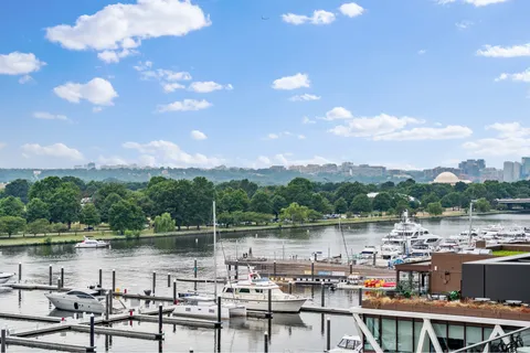 $3,995,000 | 601 Wharf Street Southwest, Unit 301, Washington, DC 20024
