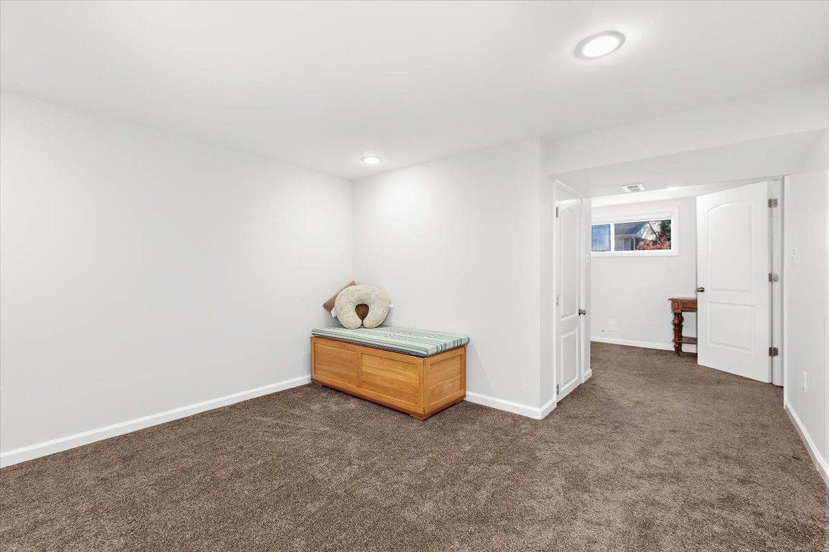 12712 Atherton Drive Silver Spring, MD 20906 - Photo 29 of 40