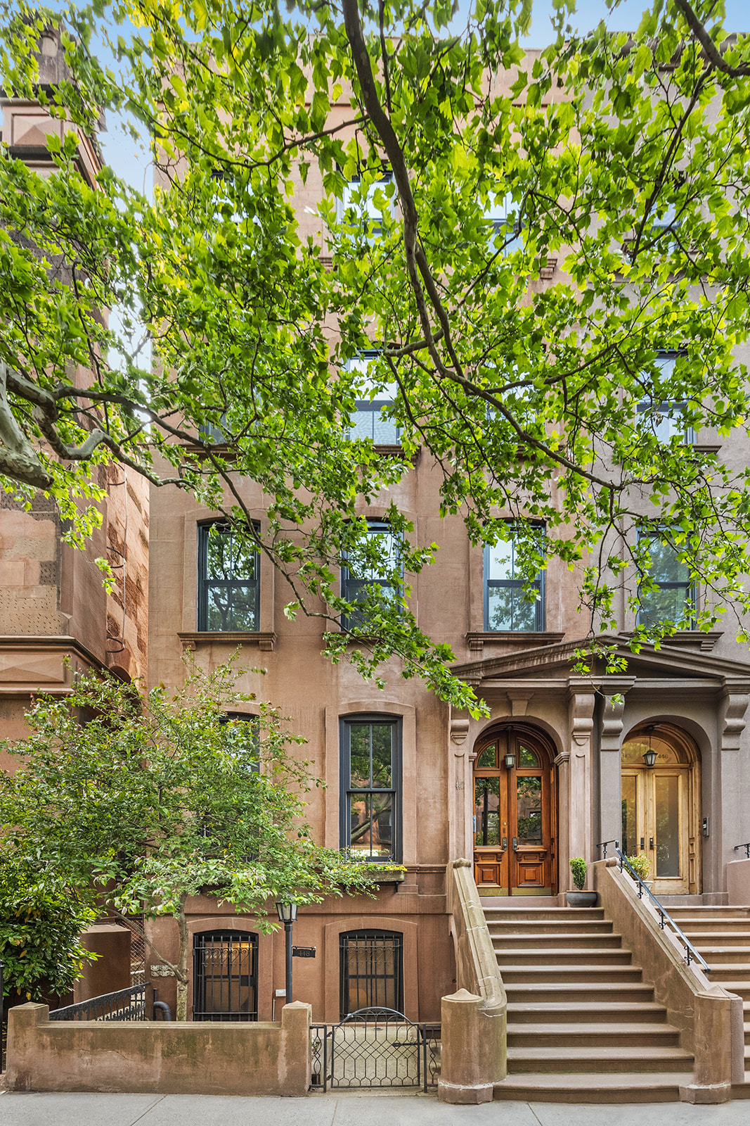 448 Clinton Street, Unit 2 Brooklyn, NY 11231 - Photo 1 of 6