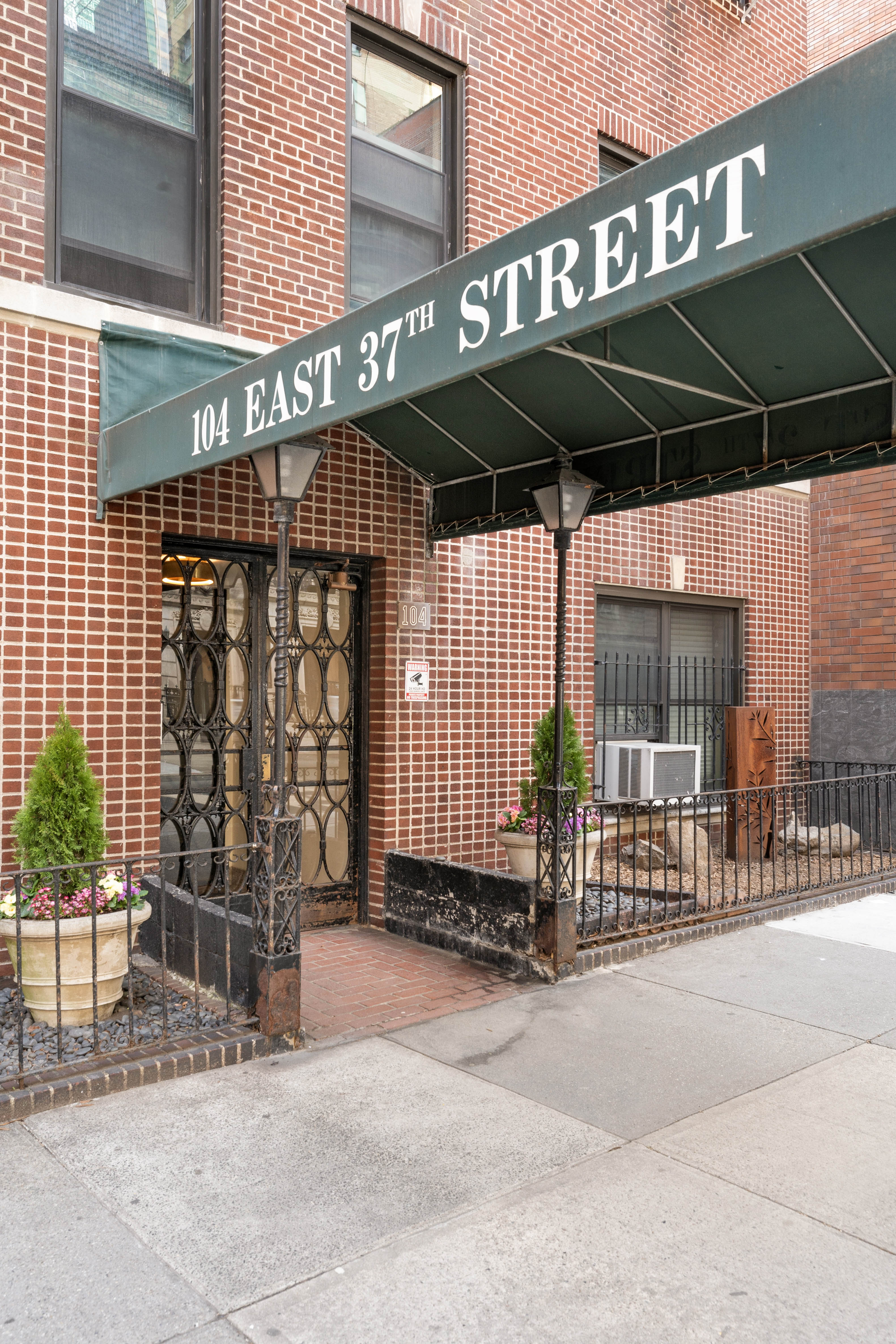 104 East 37th Street, Unit 5D Manhattan, NY 10016 - Photo 9 of 10