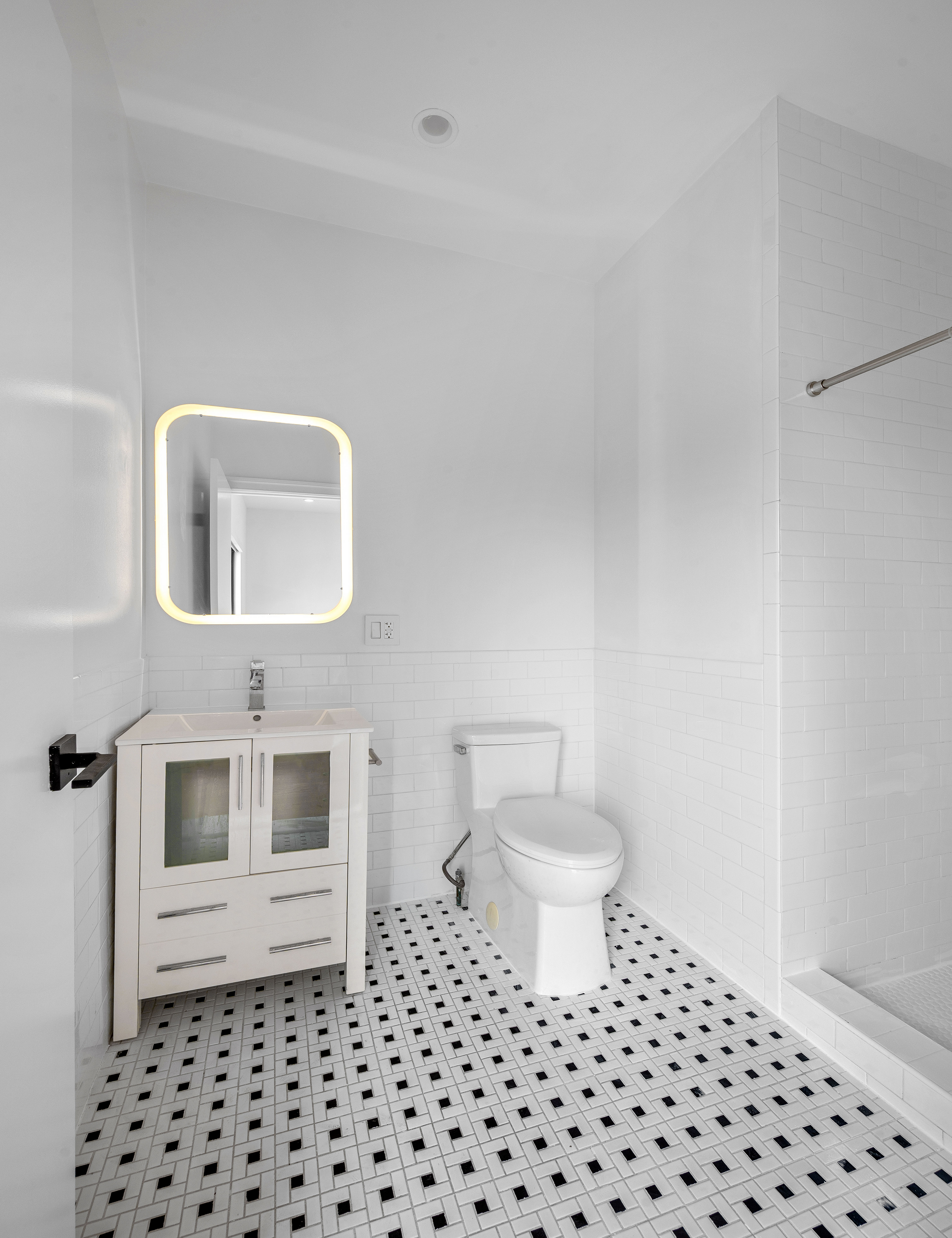 257 Throop Avenue, Unit 4 Brooklyn, NY 11206 - Photo 9 of 11