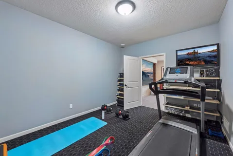 $1,250,000 | 16630 54th Court North, Plymouth, MN 55446