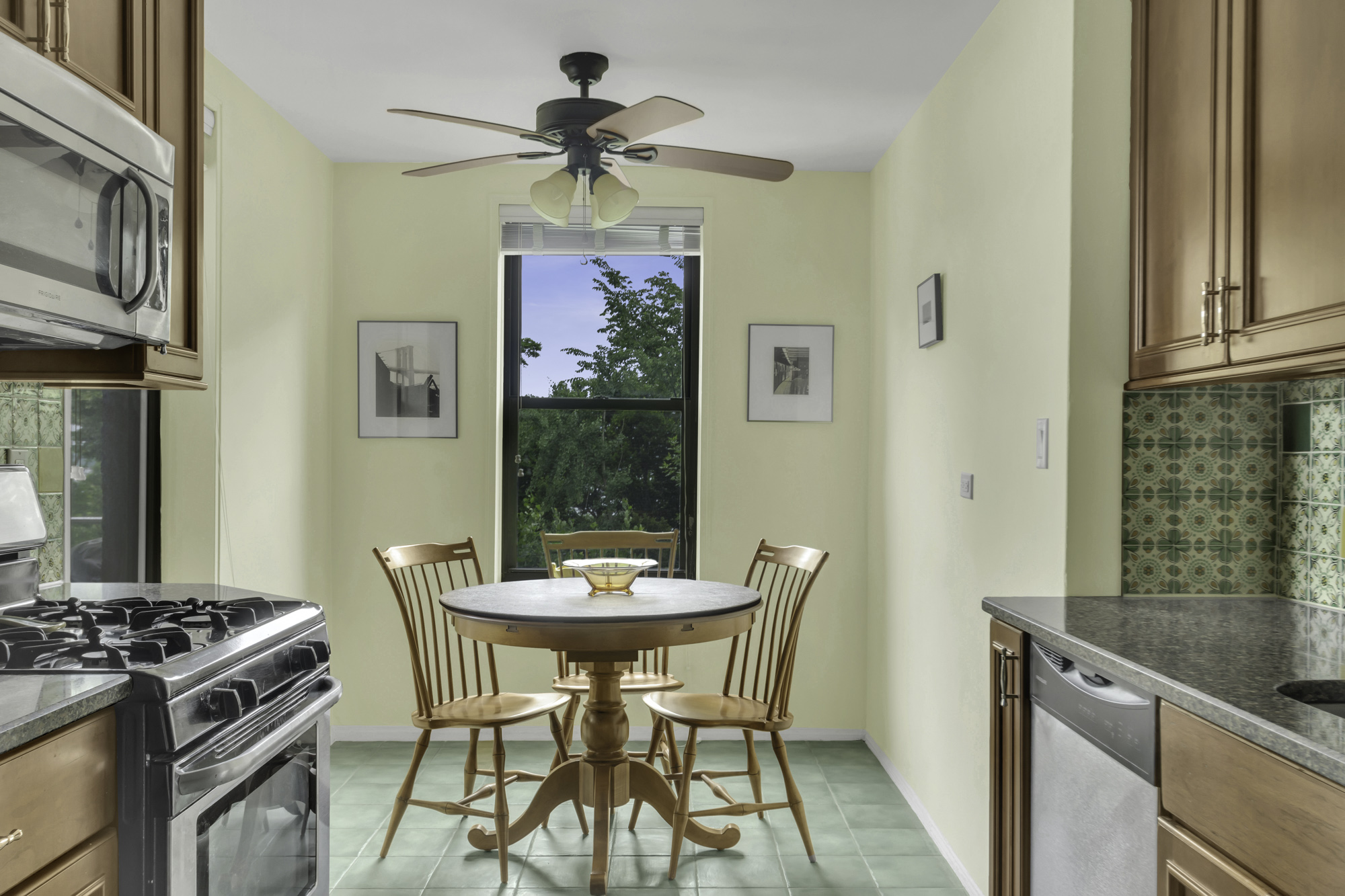 9511 Shore Road, Unit 204 Brooklyn, NY 11209 - Photo 7 of 14 Gallery Image 7