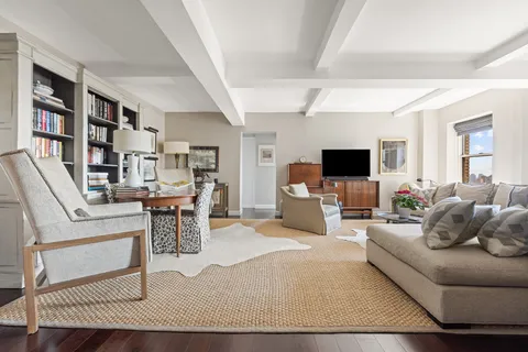 $1,100,000 | 111 Hicks Street, Unit 14H | Brooklyn Heights