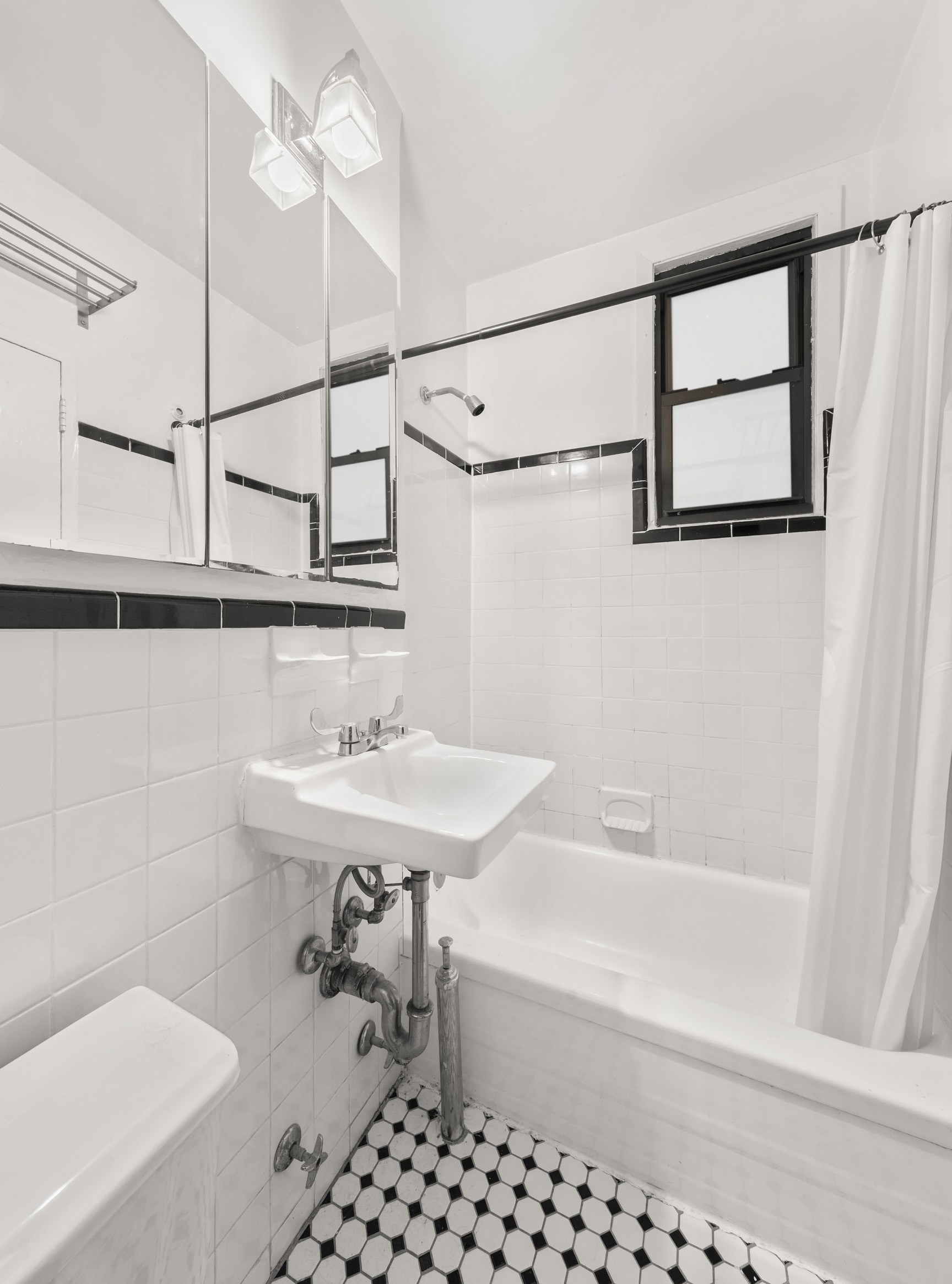 145 Sullivan Street, Unit 2B Manhattan, NY 10012 - Photo 5 of 7